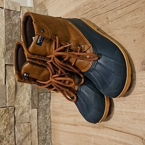 Boys Sperry Winter Boots Size 4